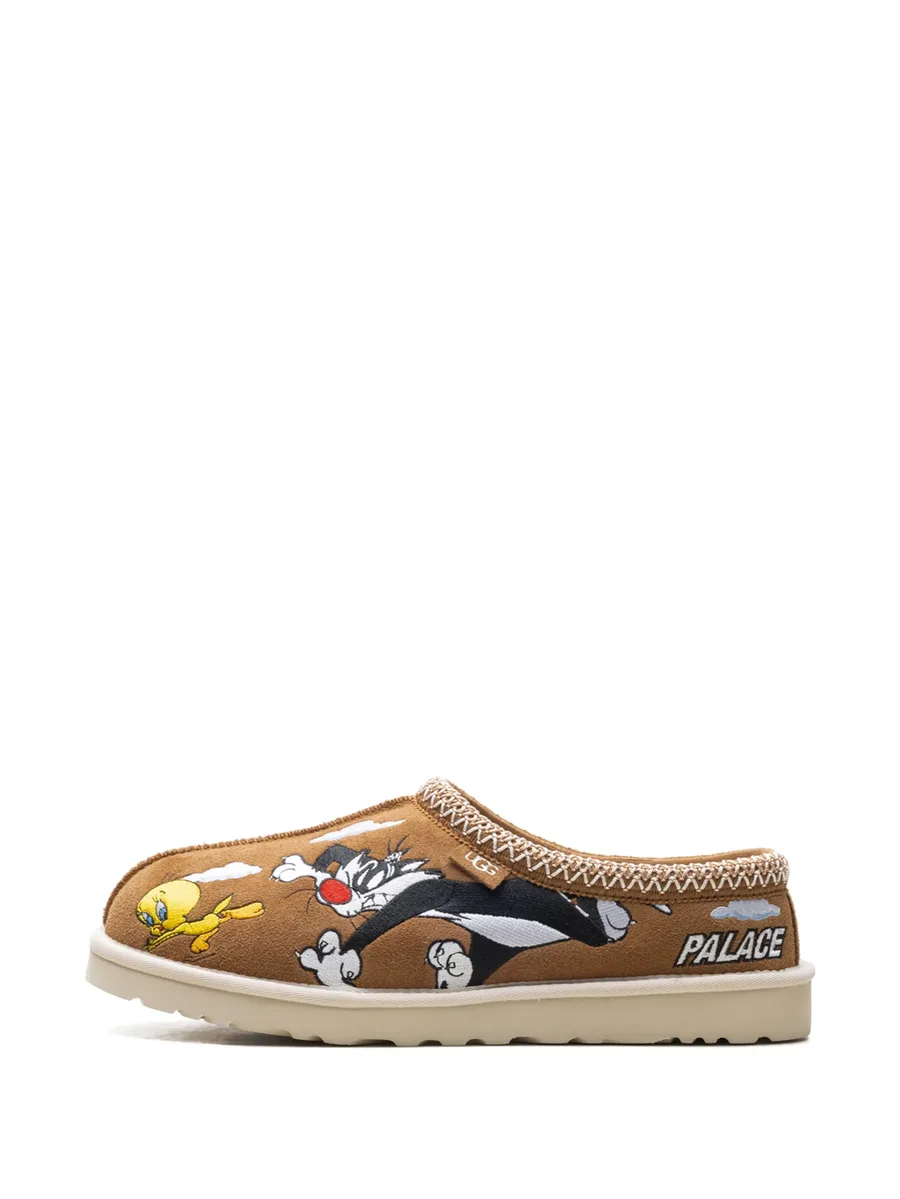 Tasman X PALACE "looney tunes" graphic slippers 11