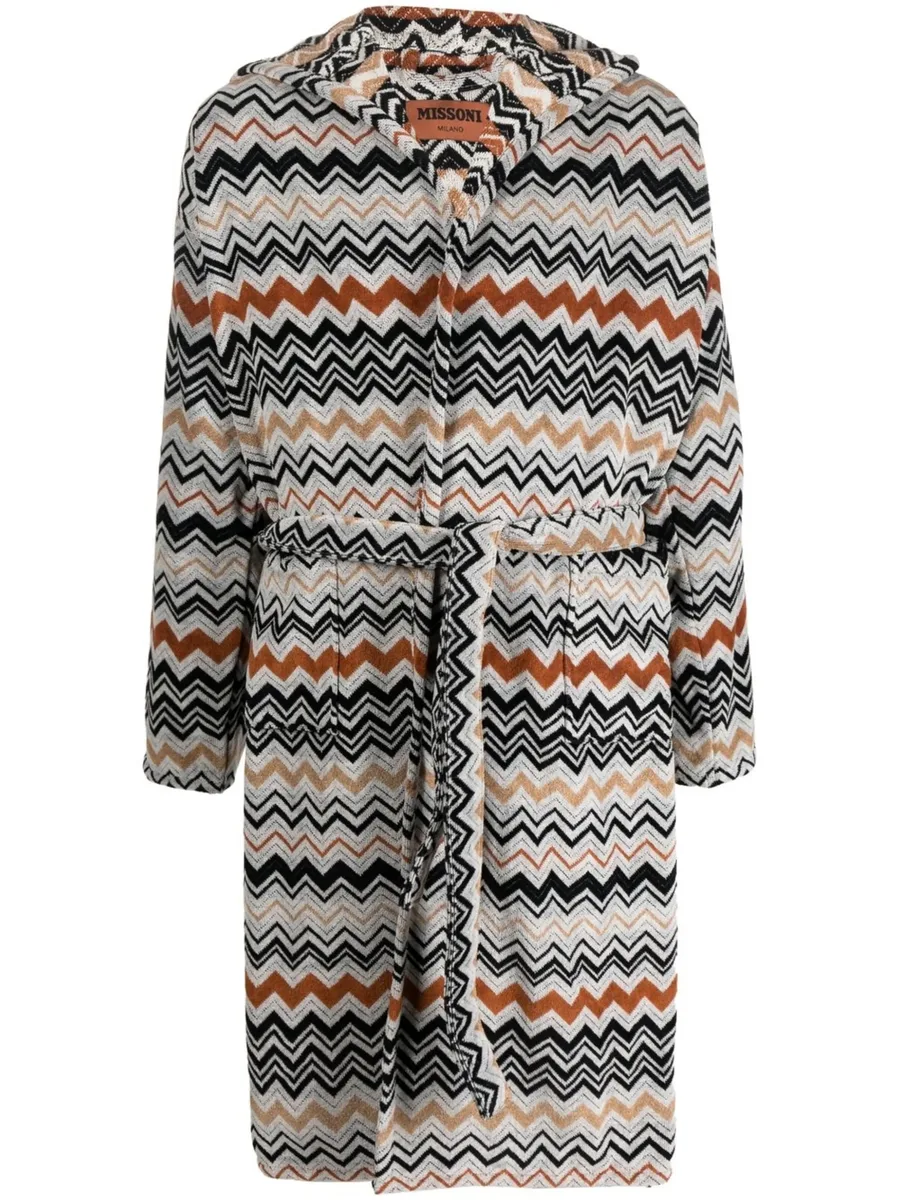 zigzag-pattern bathrobe 1
