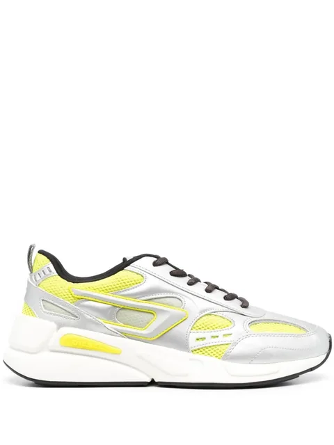 low-top lace-up sneakers