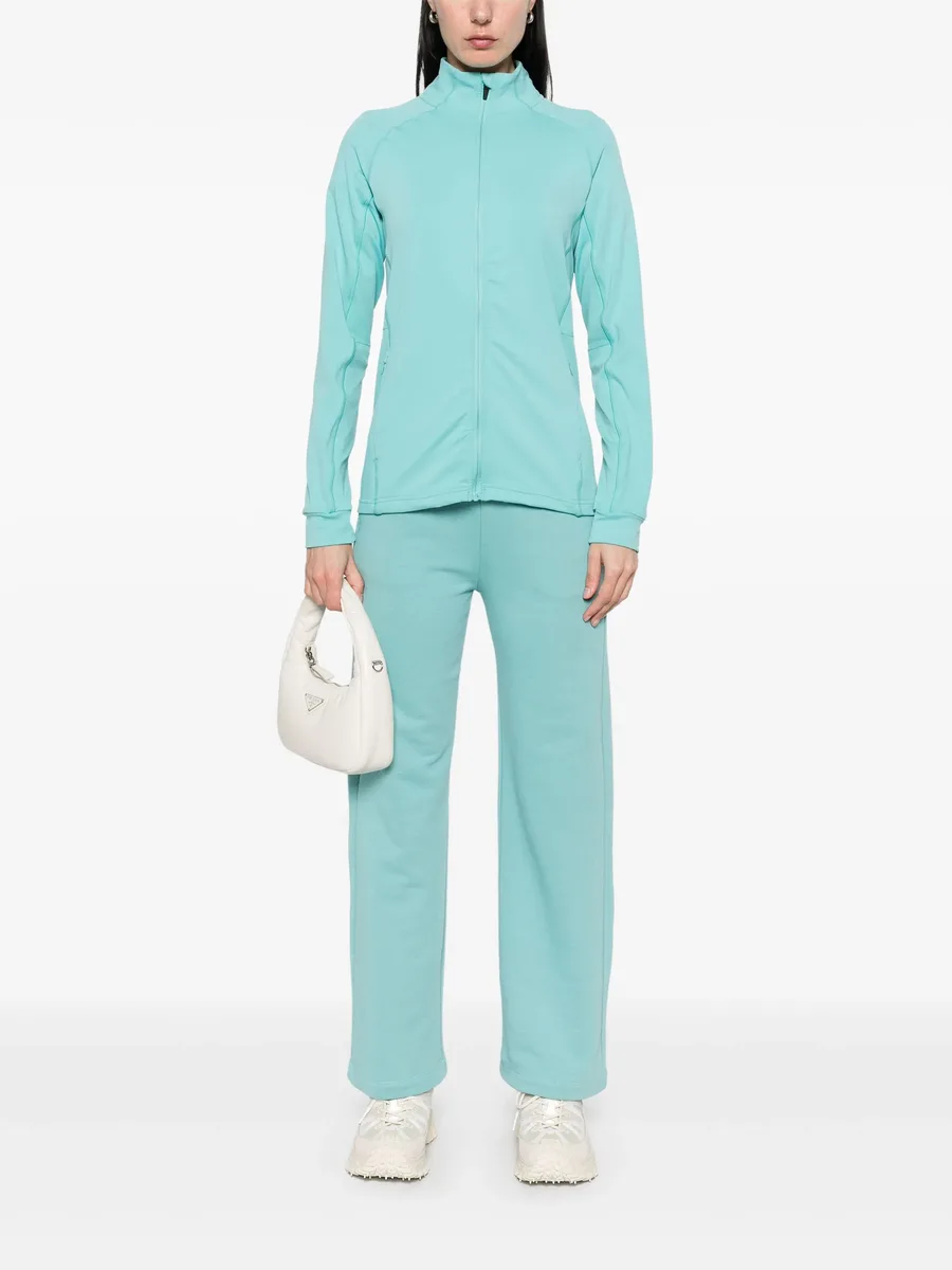 zip-up sweatshirt 4