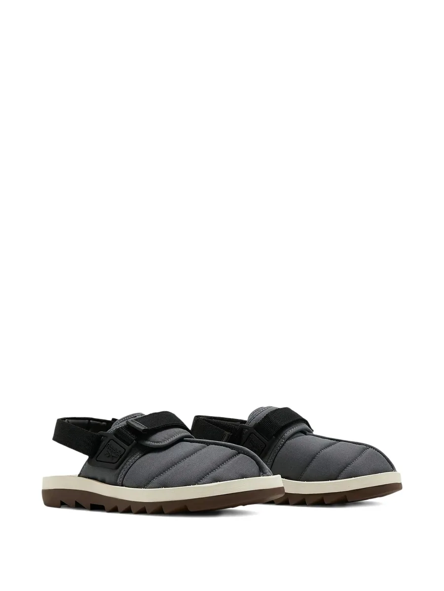 Beatnik slippers 3