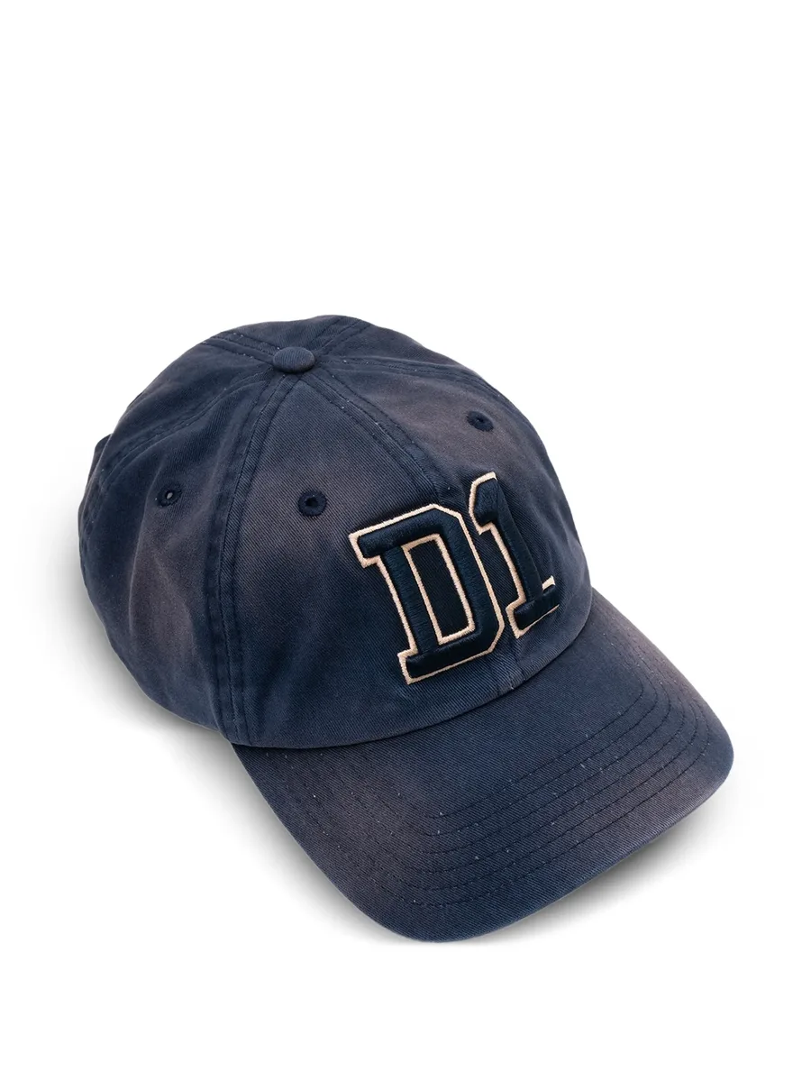 кепка с вышитым логотипом 5