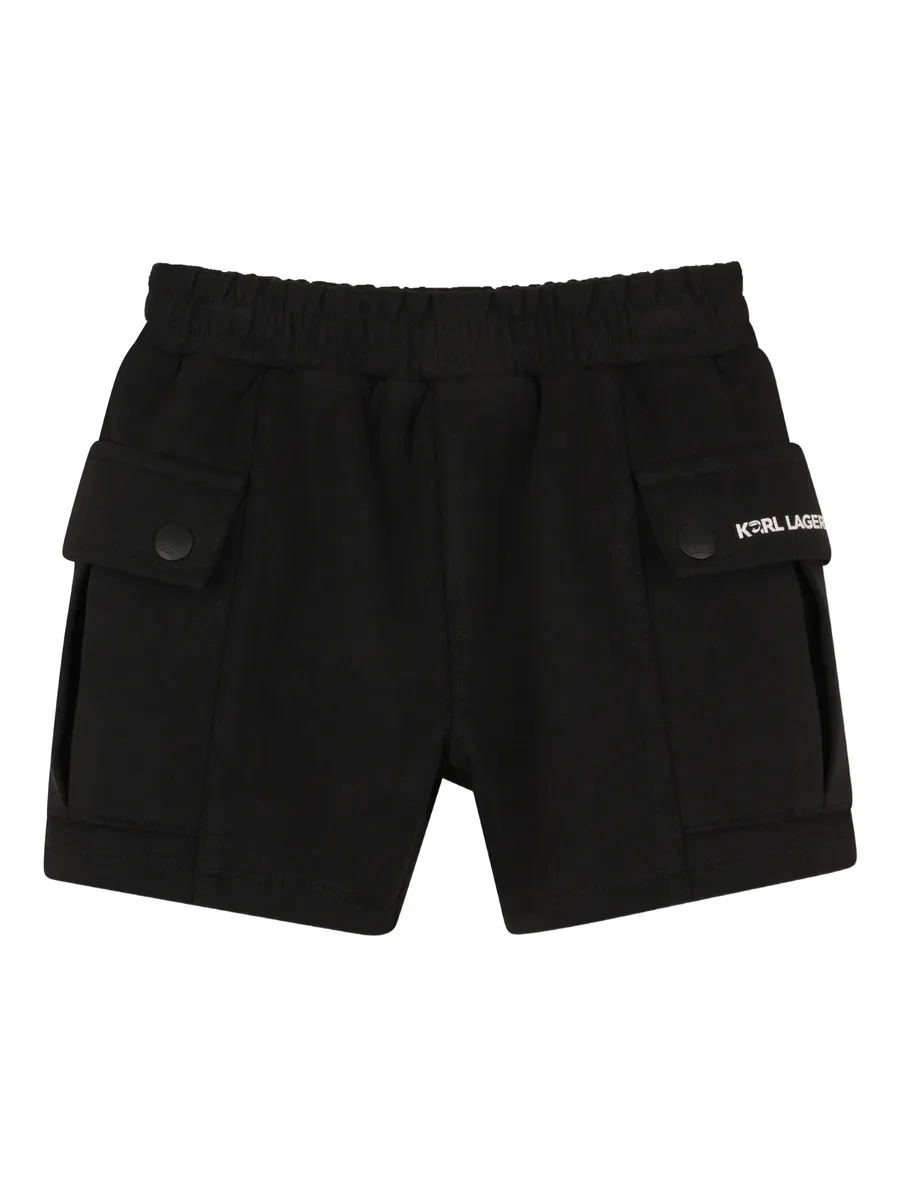комплект Ikonik Karl из топа и шортов карго 10