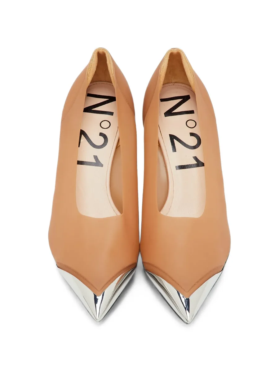 metal-toe pointed pumps 4