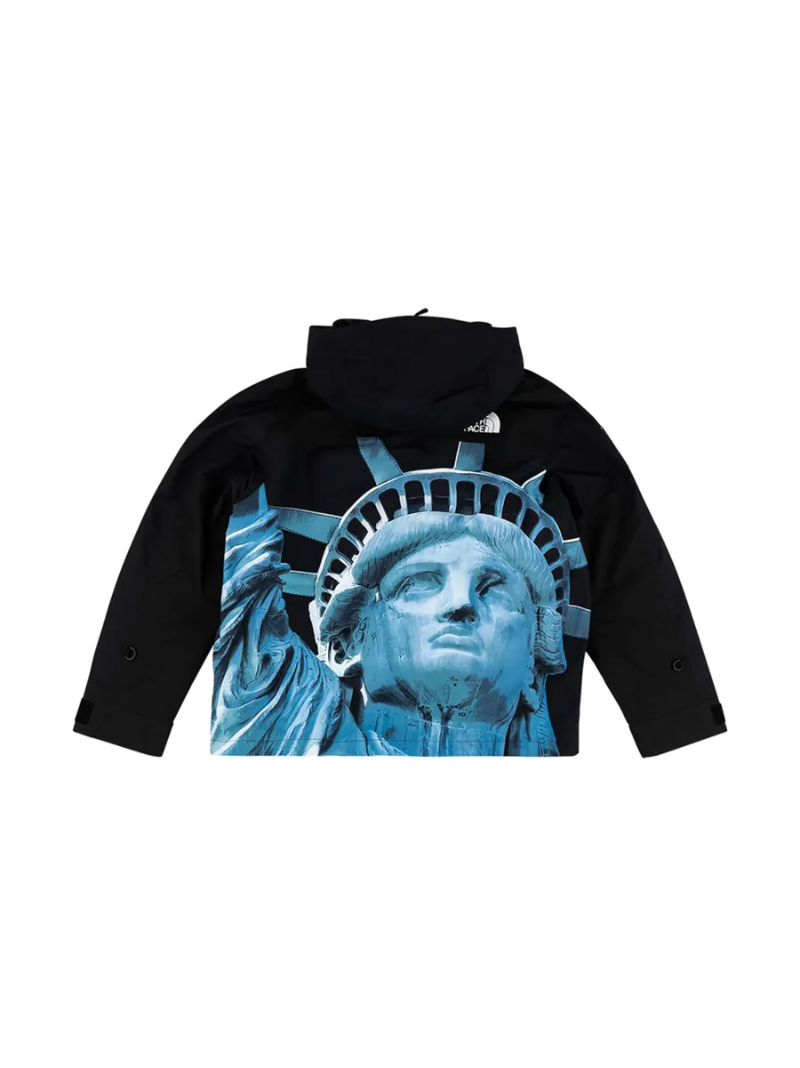 куртка из коллаборации с The North Face 3