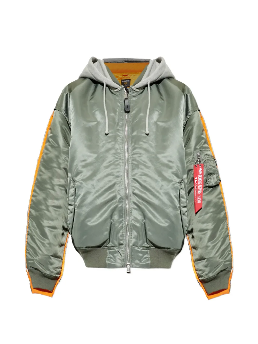 бомбер из коллаборации с Alpha Industries 2