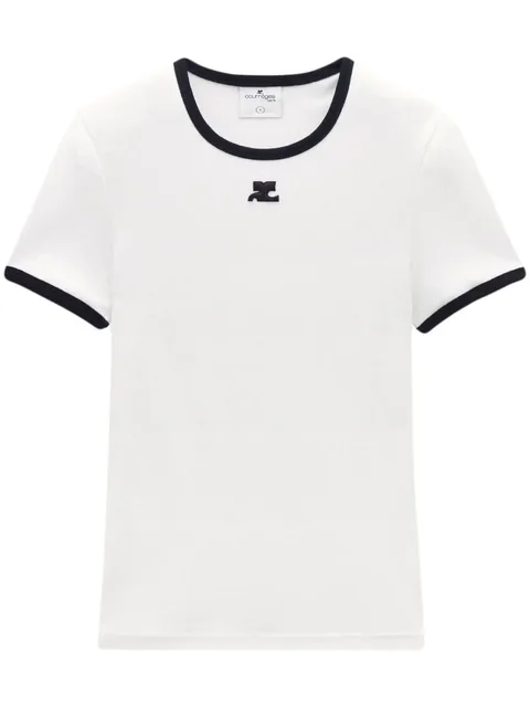 футболка с нашивкой-логотипом