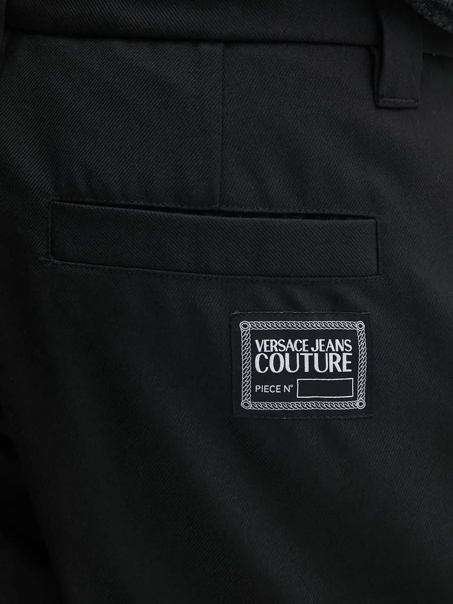logo-patch trousers 8
