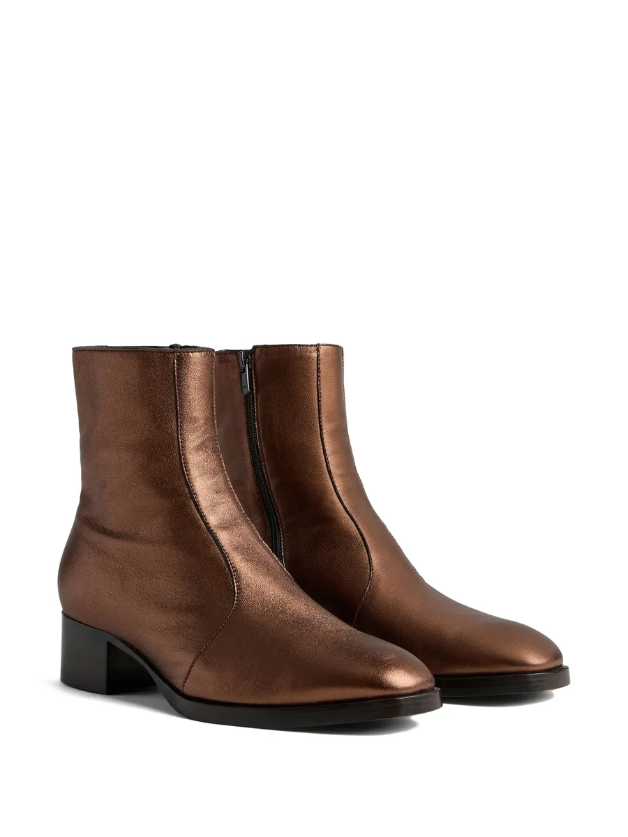 metallic-effect leather boots 4
