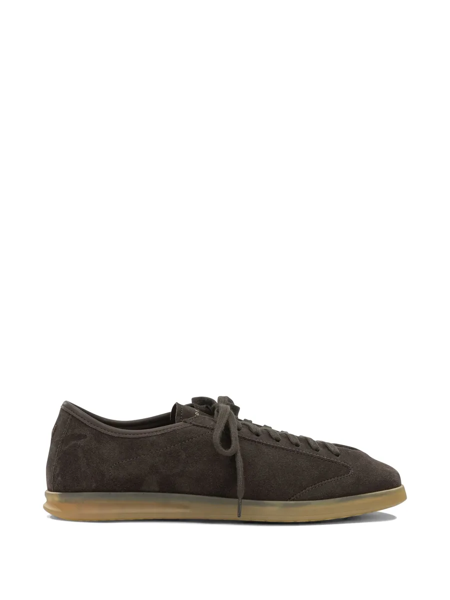 leather sneakers 1