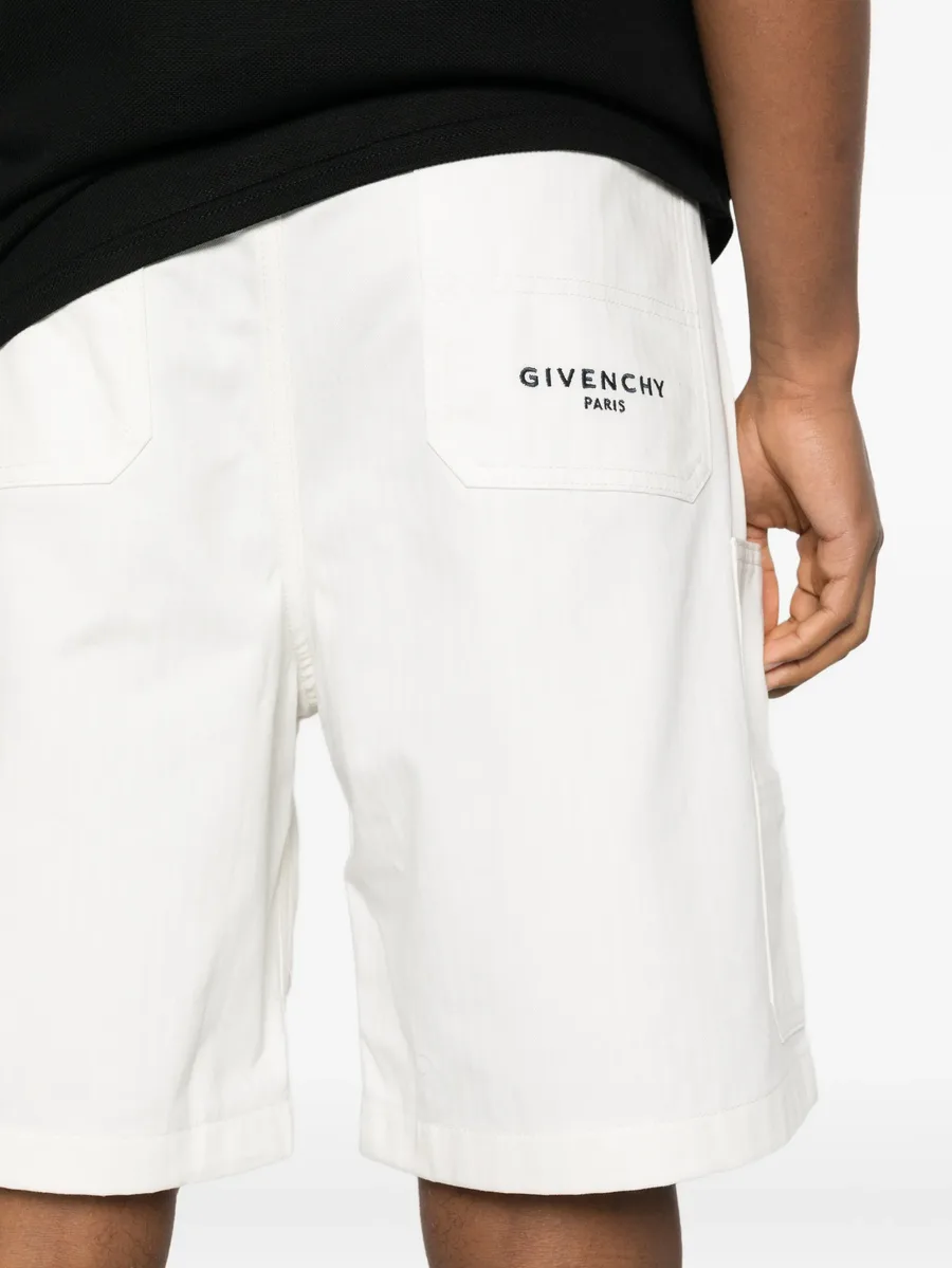 pocket-detail shorts 10