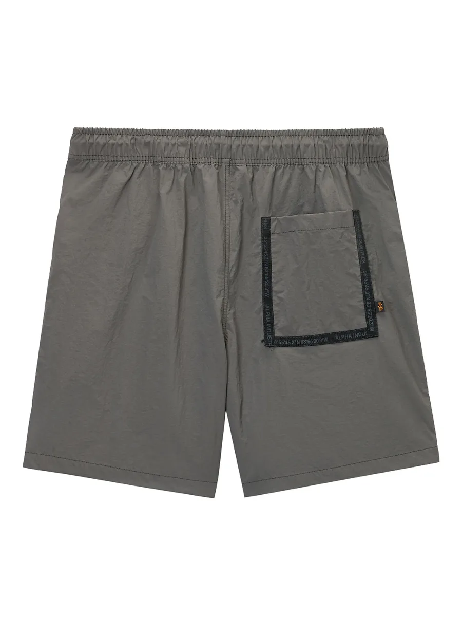 patch-detail side-pocket shorts 9