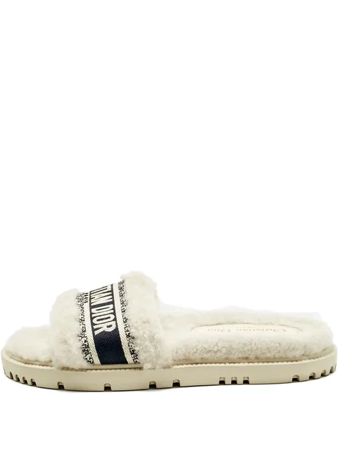 Dway slippers