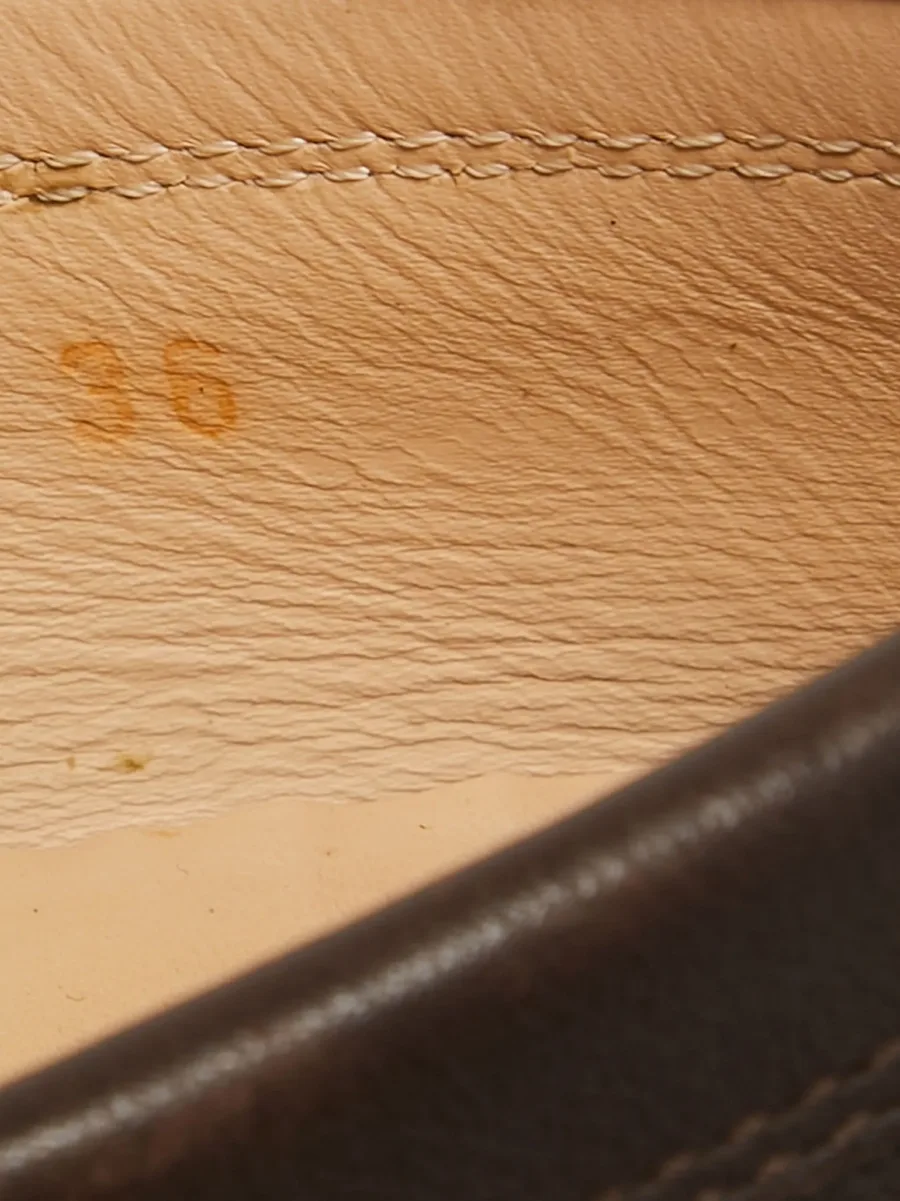 pre-owned leather loafers 14