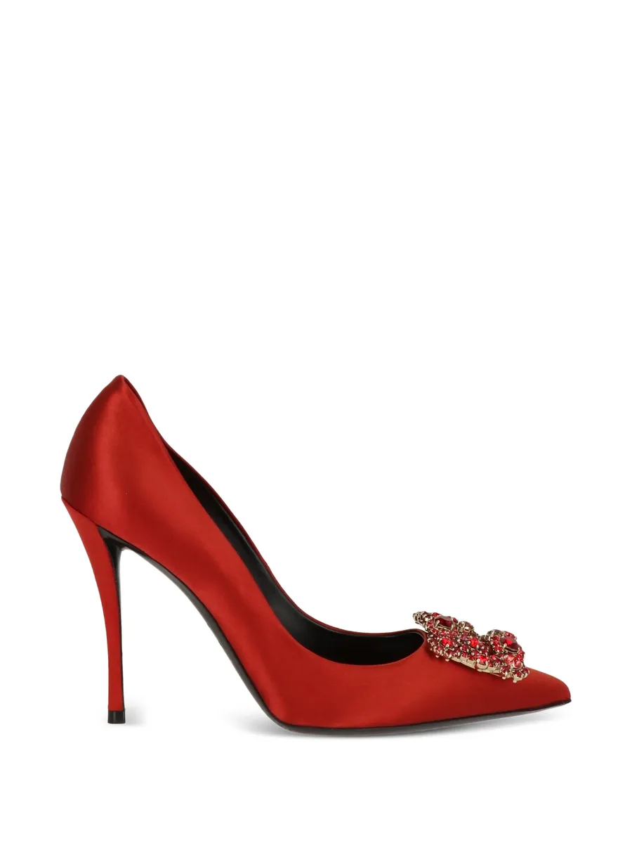 pointed-toe heeled pumps 1
