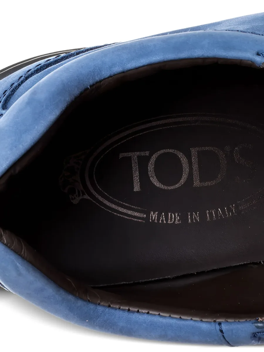 suede sneakers 11