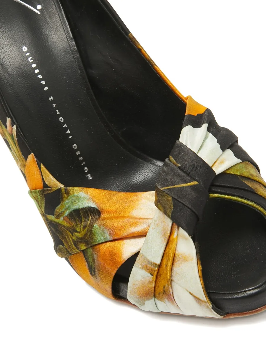 Pre-owned 115mm floral-print peep-toe pumps 10