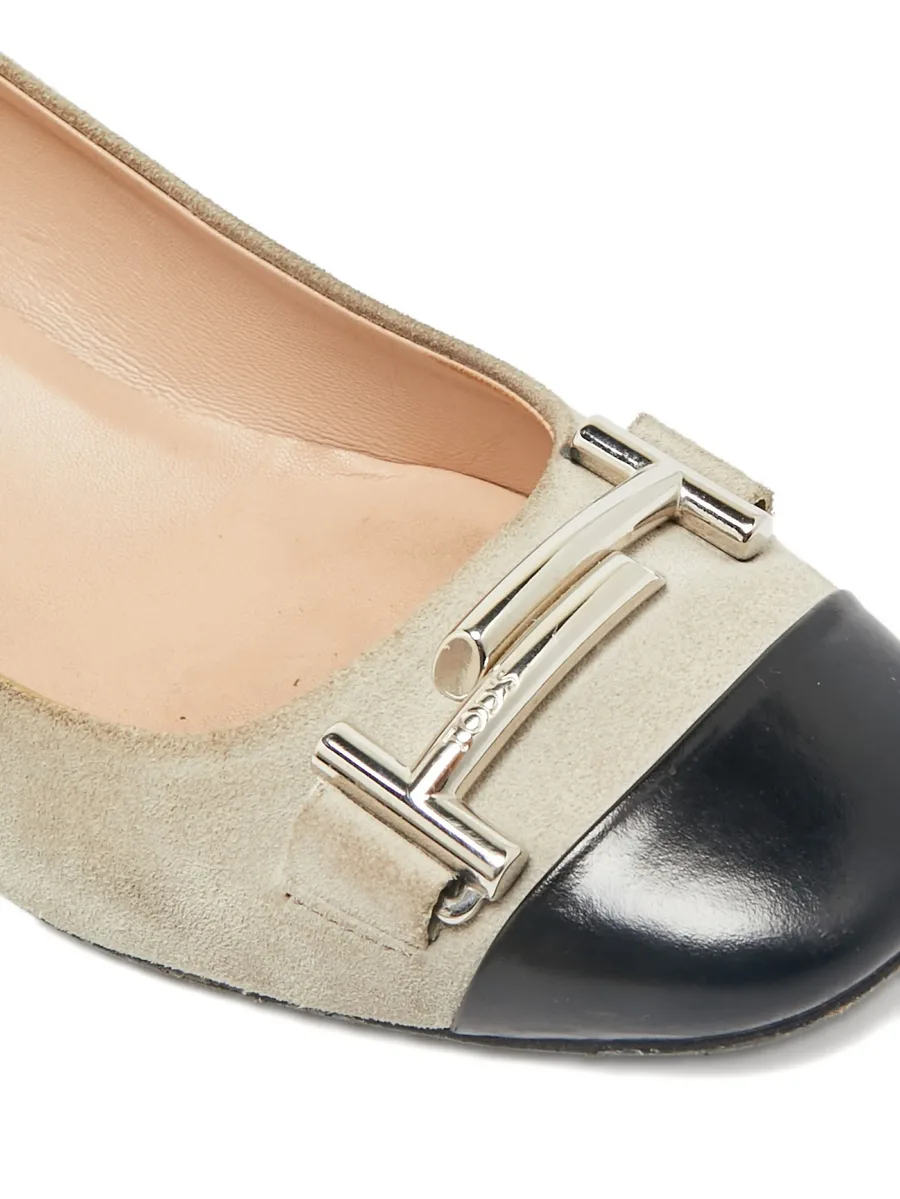 Double T suede pumps 8