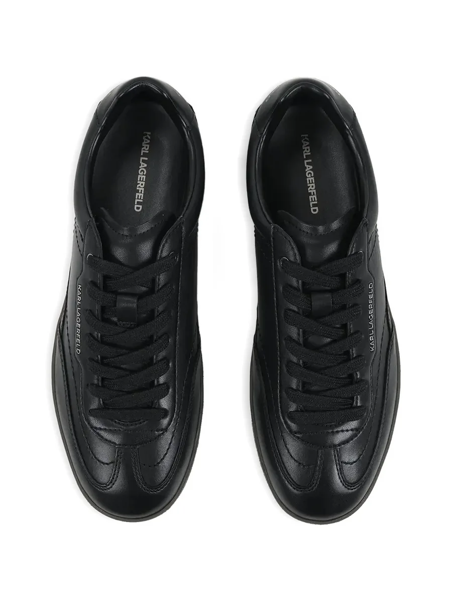 casual low-top sneakers 7