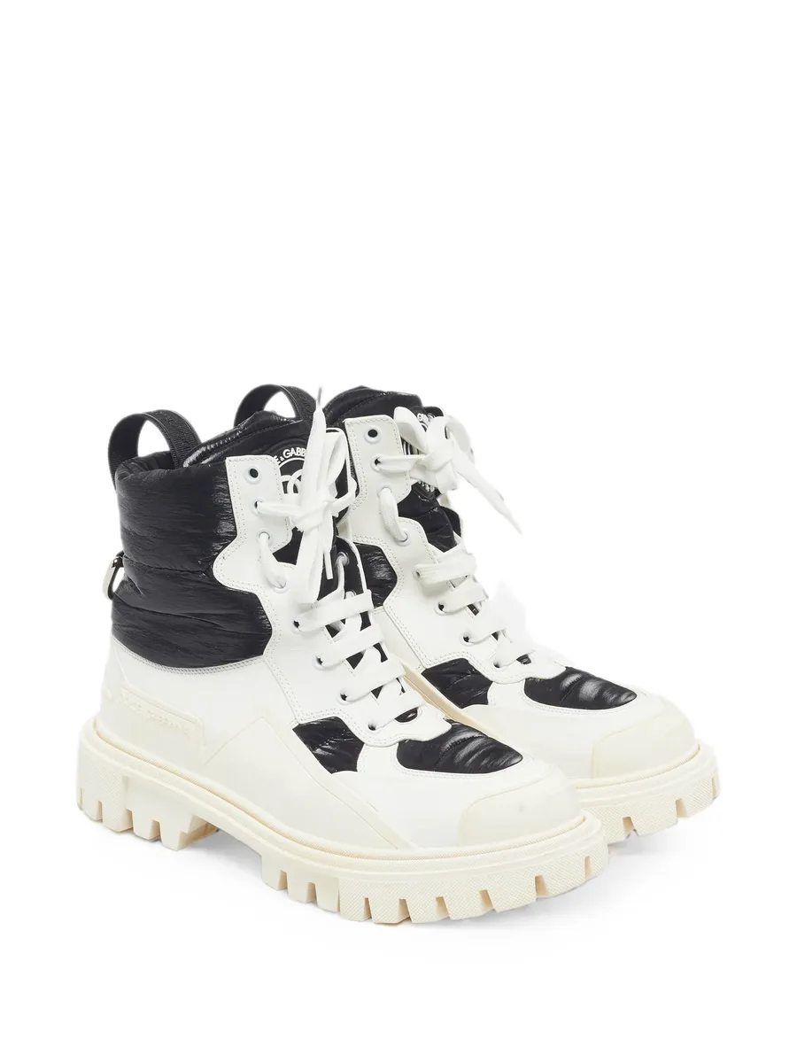 lace-up leather combat boots 3