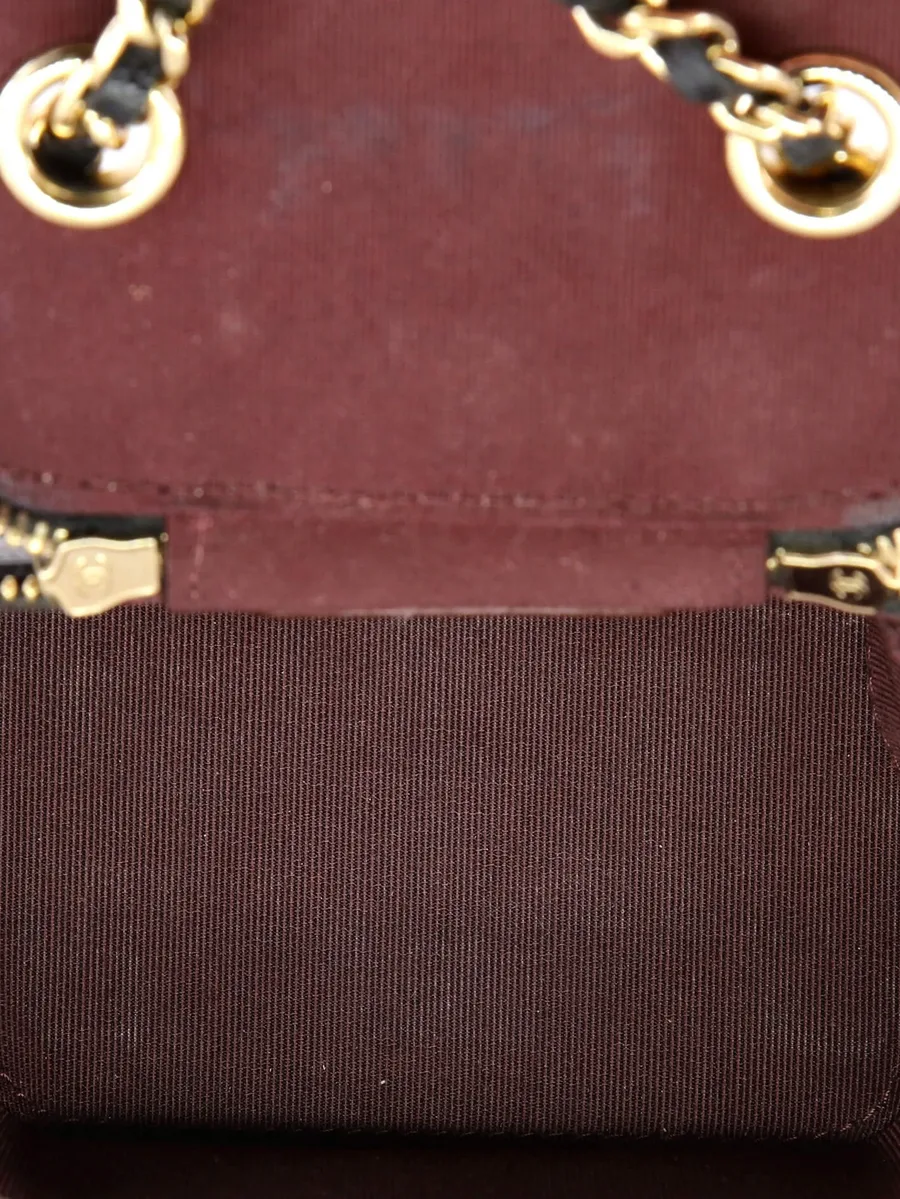 мини-сумка Classic Vanity Case with Chain Quilted Caviar Mini 12