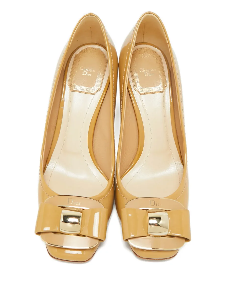 bow pumps 5