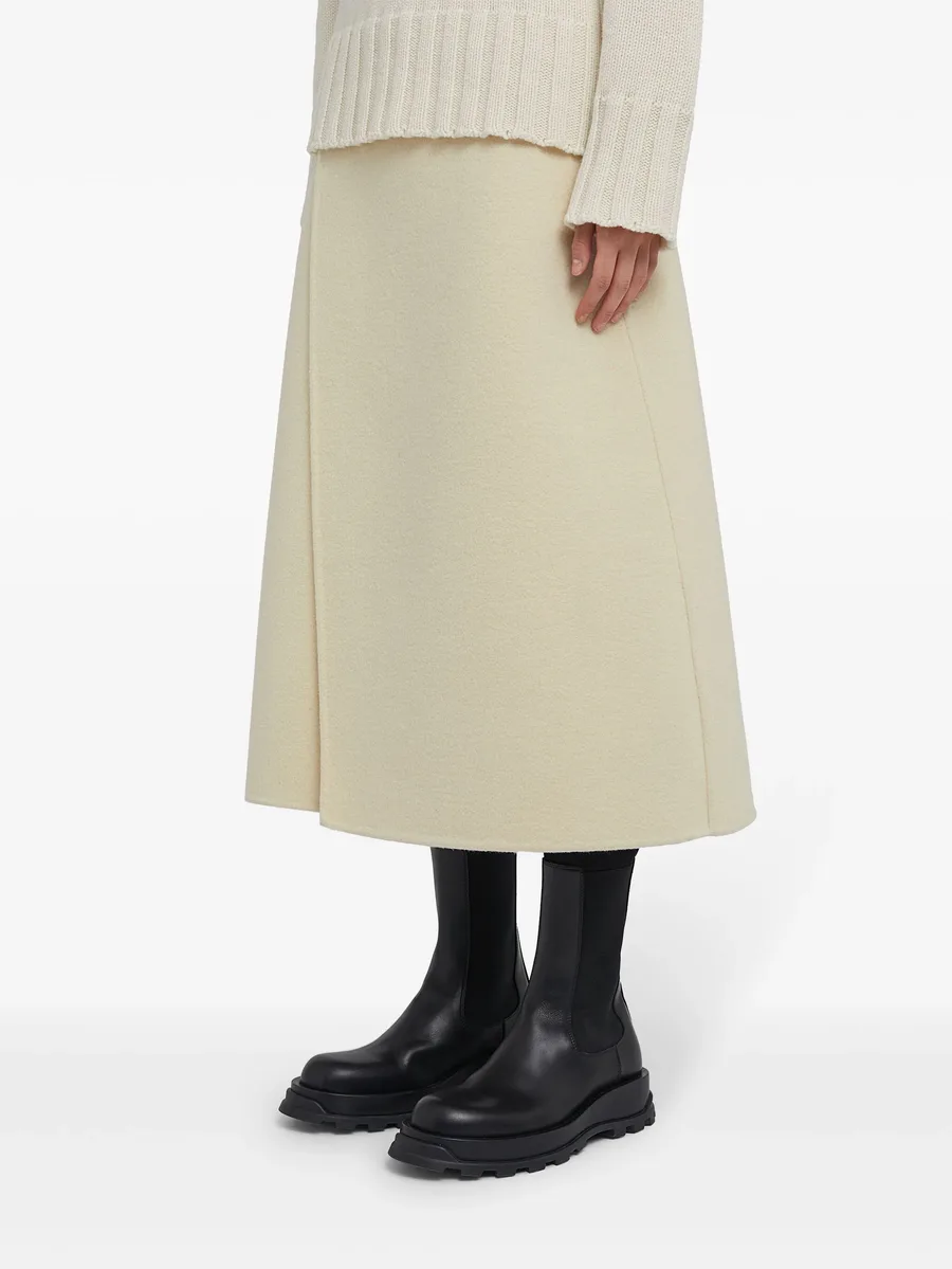 leather chelsea boots 11