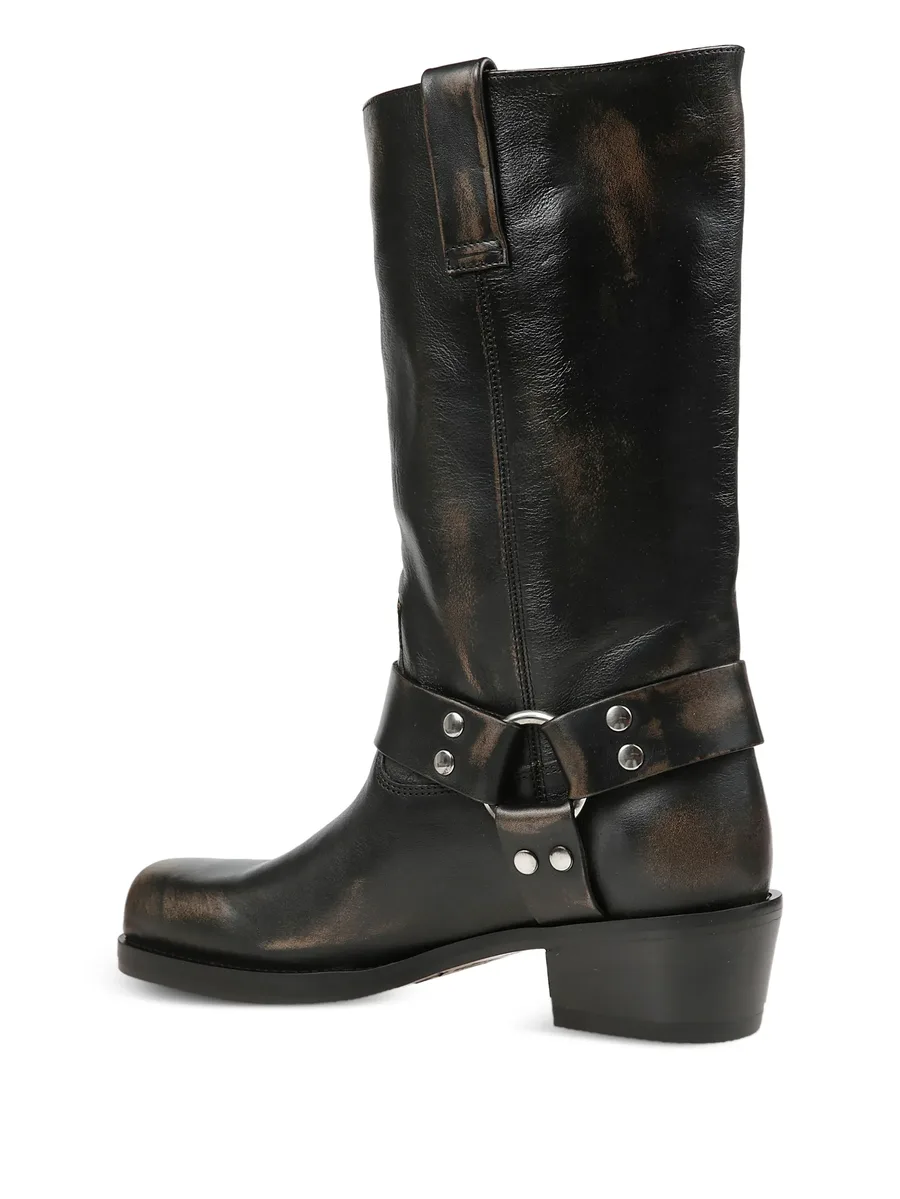 aged-effect buckle boots 5