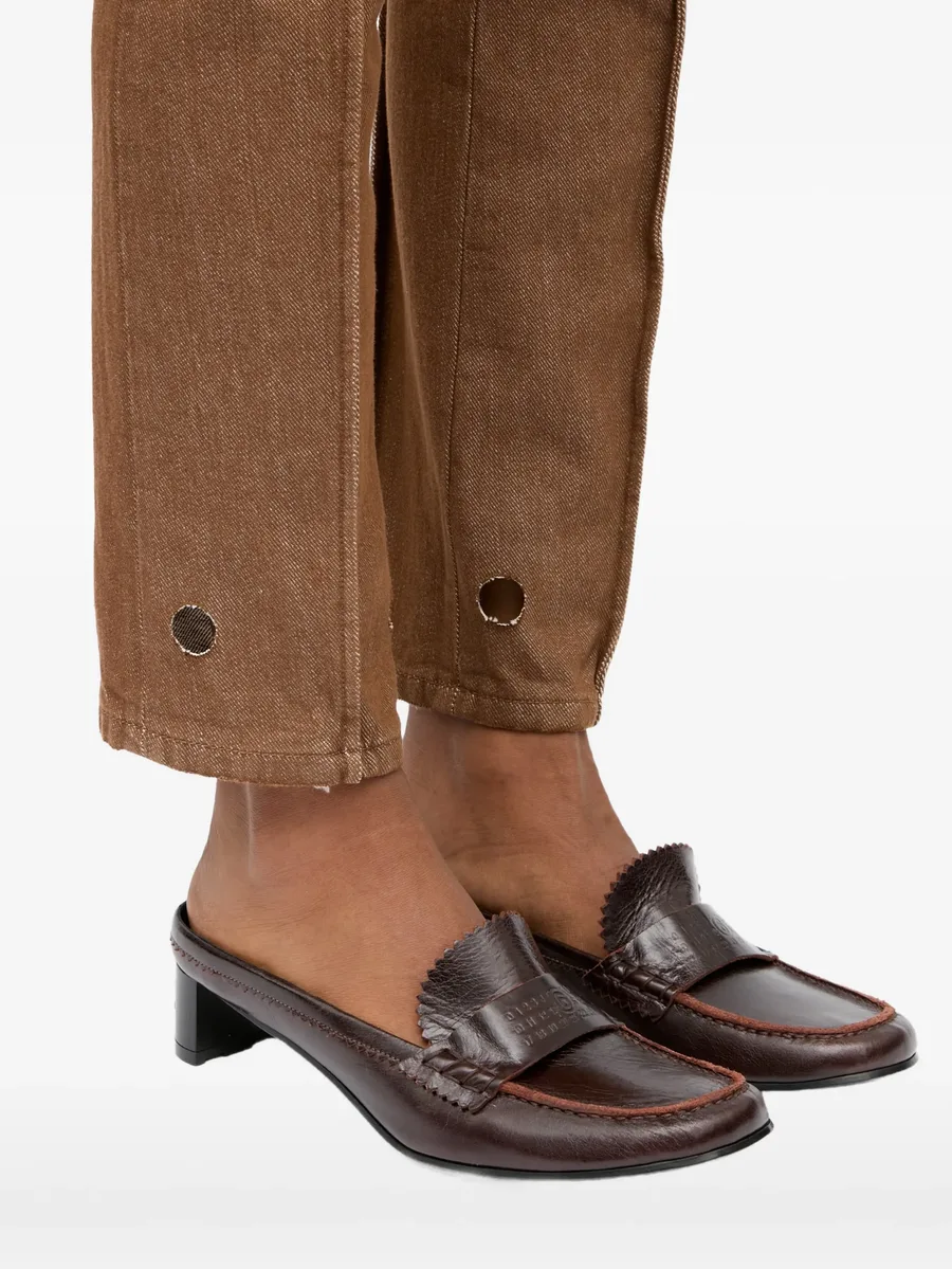 swing toe leather slippers 12