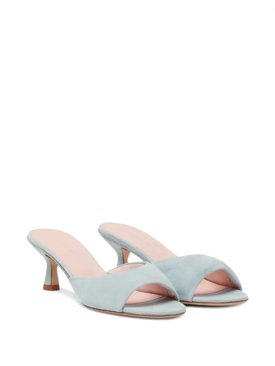 suede pumps 3