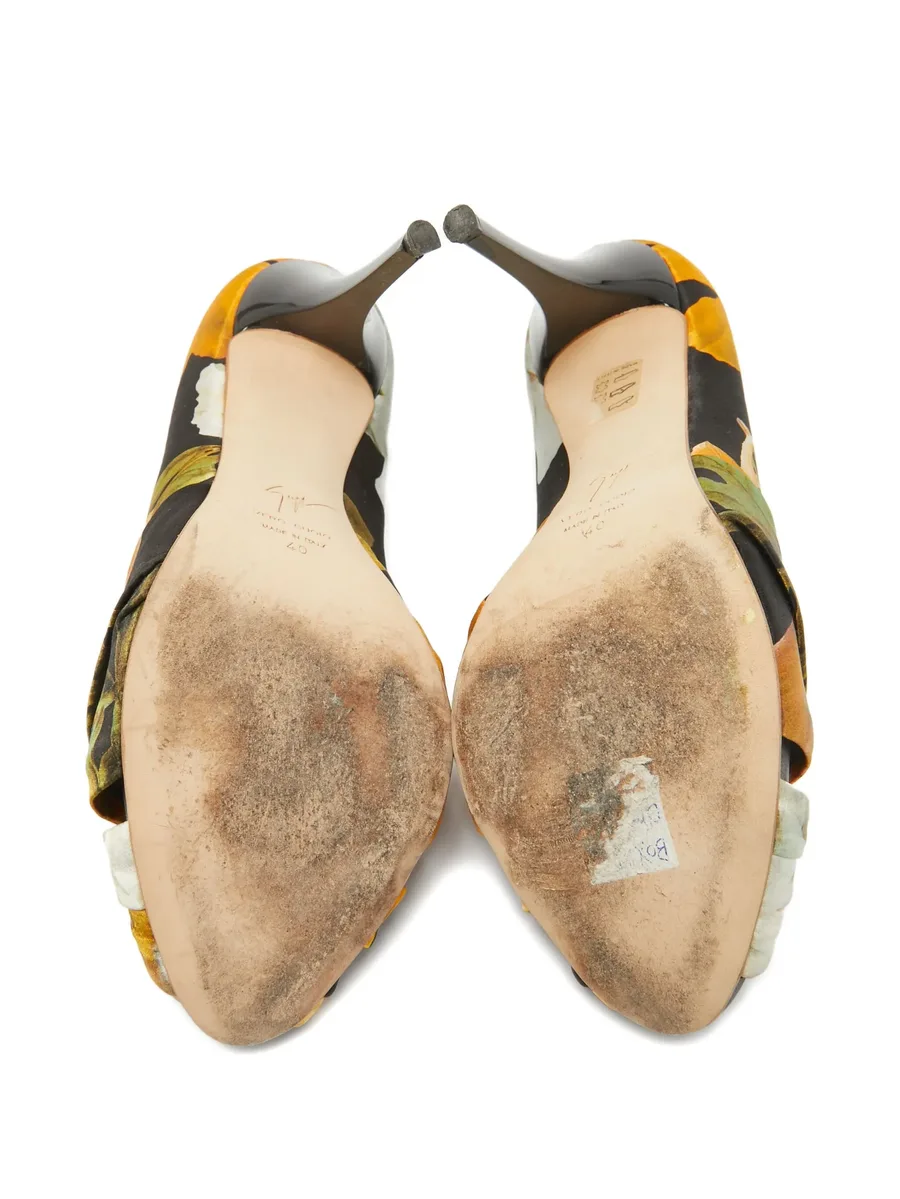 Pre-owned 115mm floral-print peep-toe pumps 7