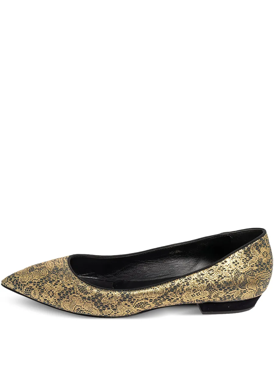 pre-owned pointed toe lace ballet flats 1