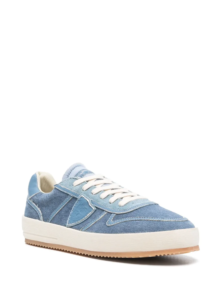 Nice sneakers 3