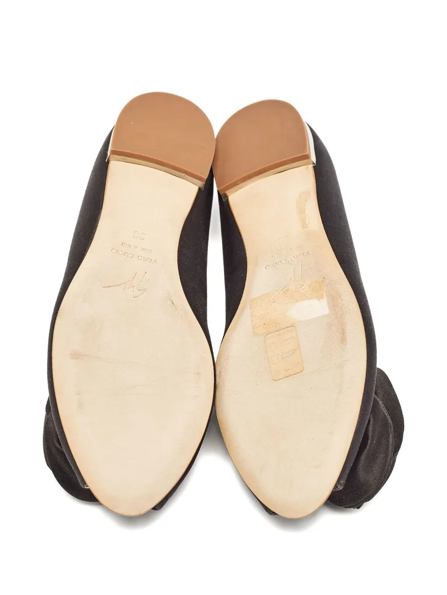 rose-appliqué flat pumps 6
