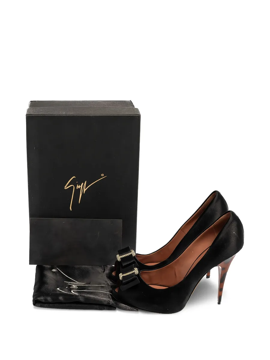 satin pumps 13
