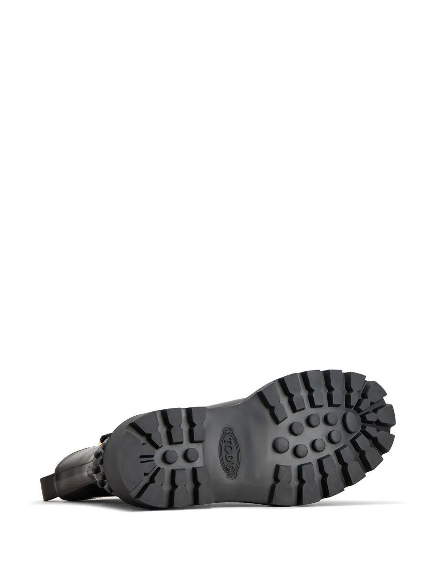 logo-plaque leather ankle boots 7
