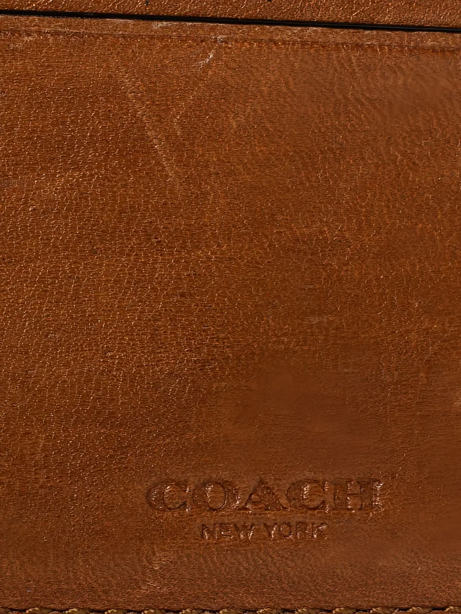 pre-owned leather wallet 9