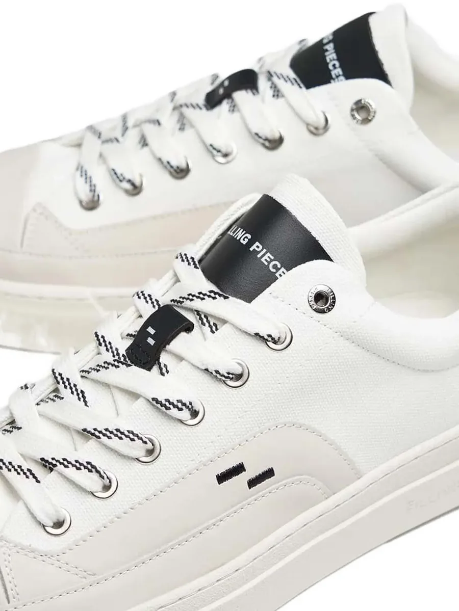 low-top sneakers 10