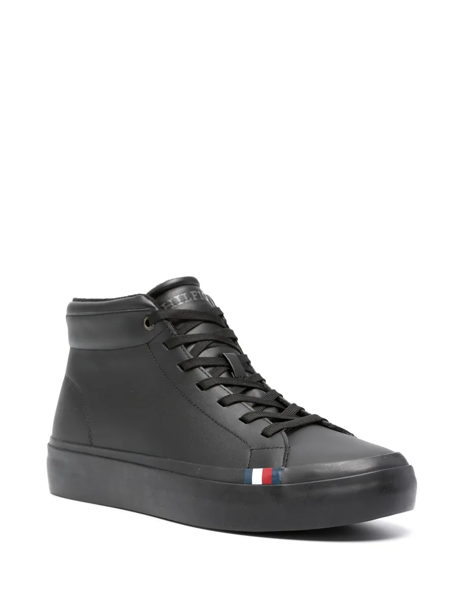 Modern lace-up leather sneakers 3