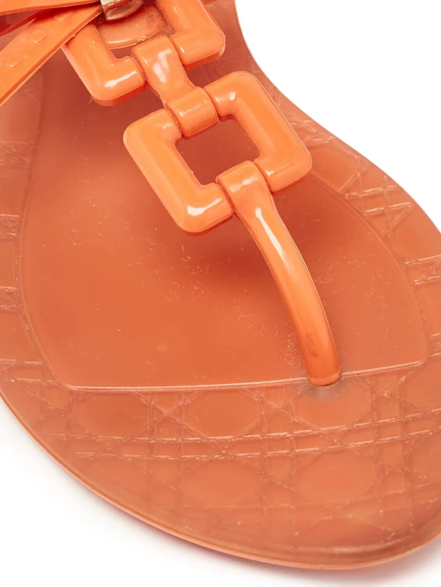 chain-detail flat sandals 12