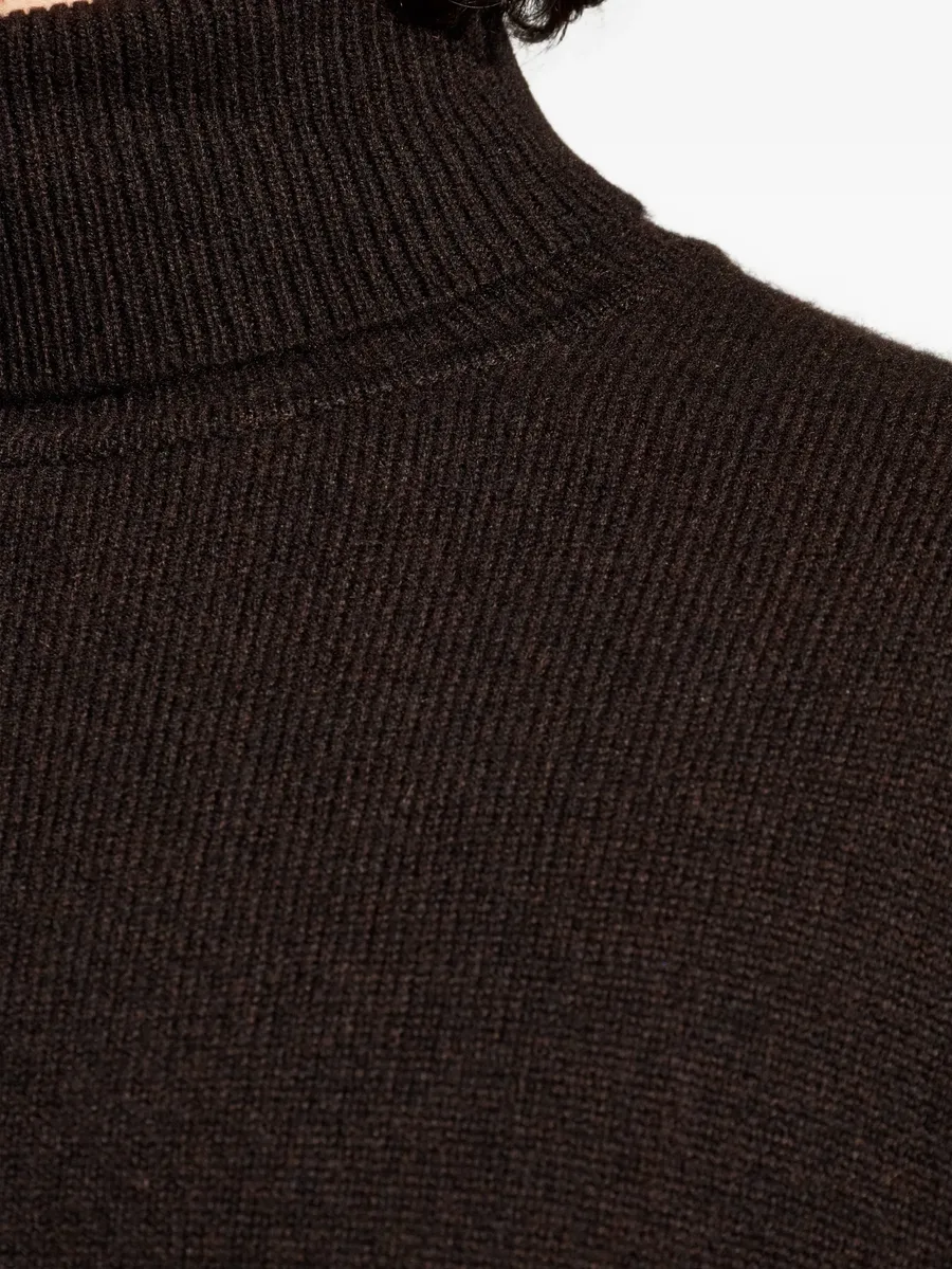 roll-neck sweater 10