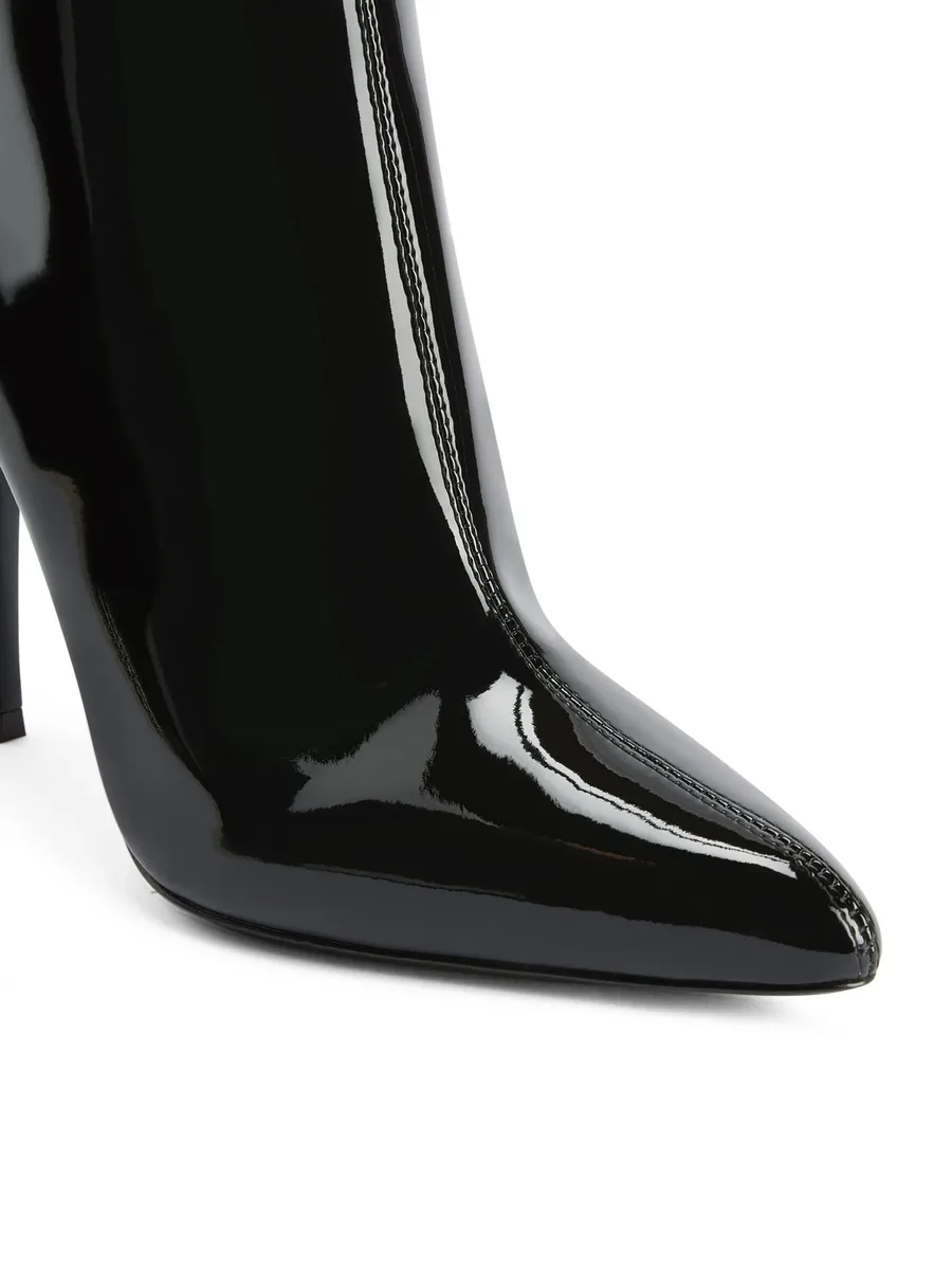 105mm Brytta boots 7