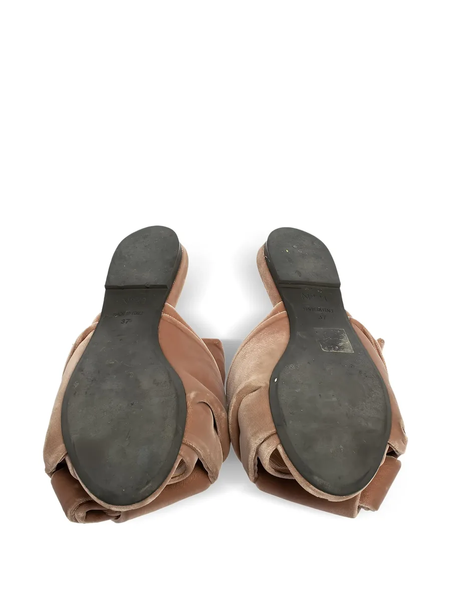 Pre-owned knotted velvet slide sandals 11