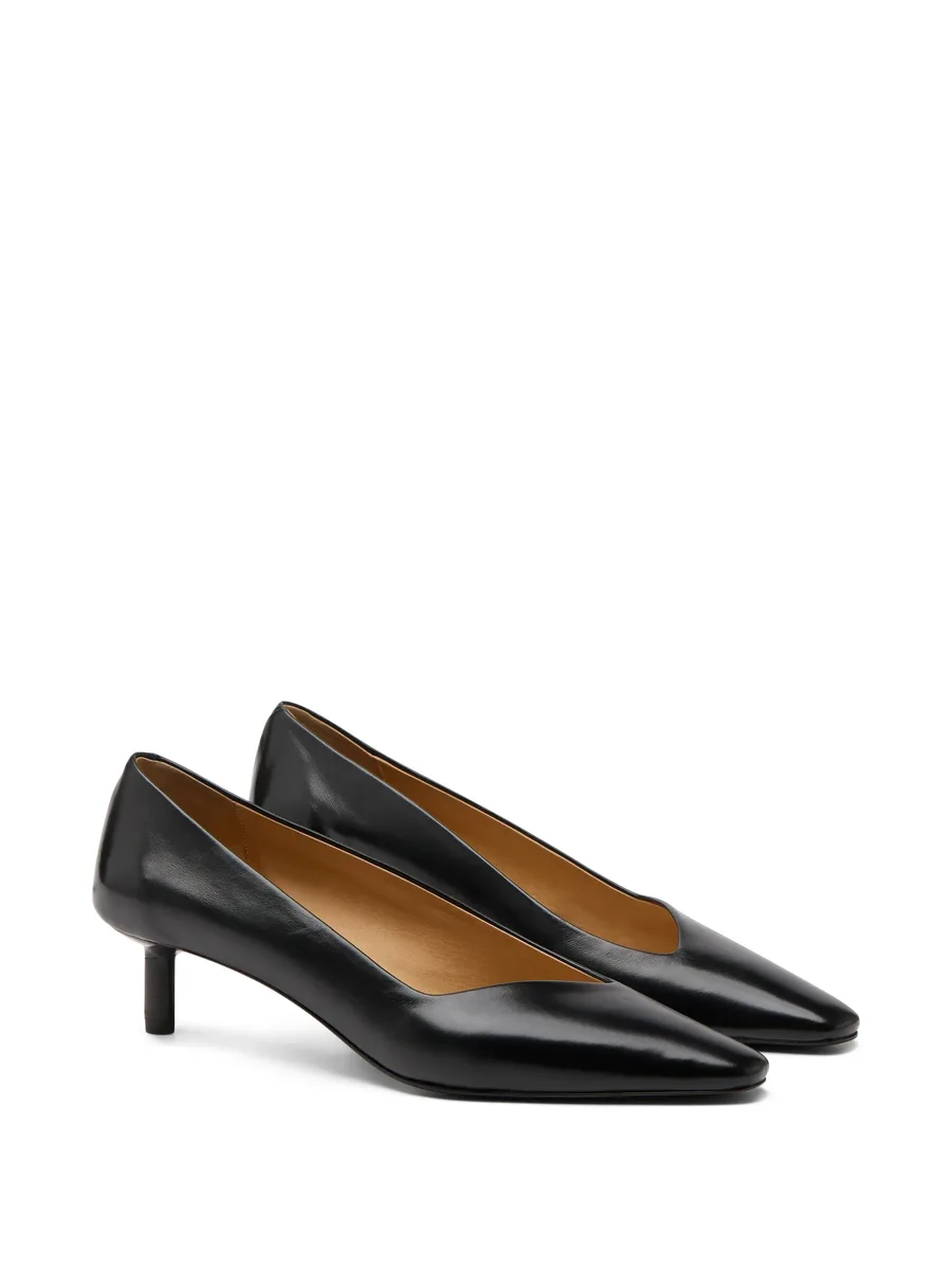pointed pumps 4