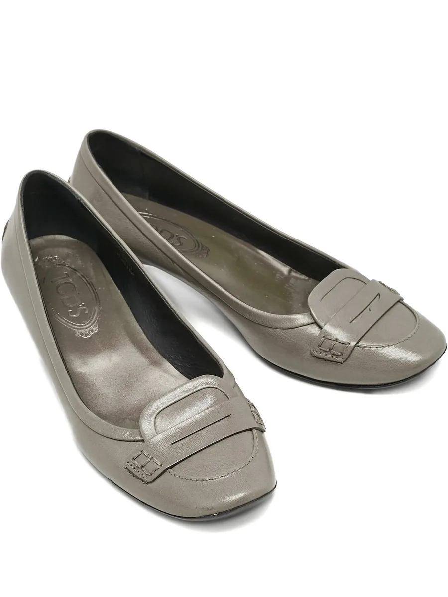 Leather Buckle Low Heel Shoes 2