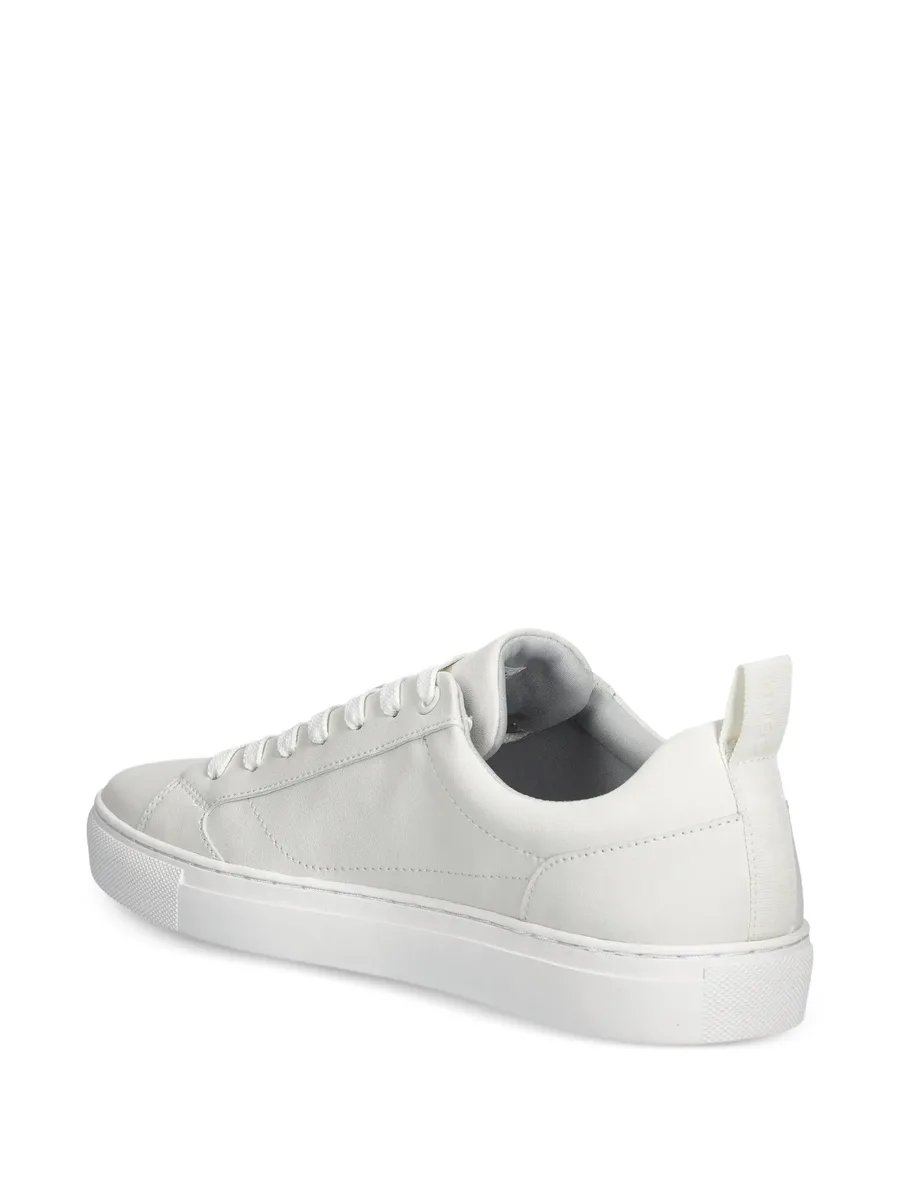 low-top sneakers 6