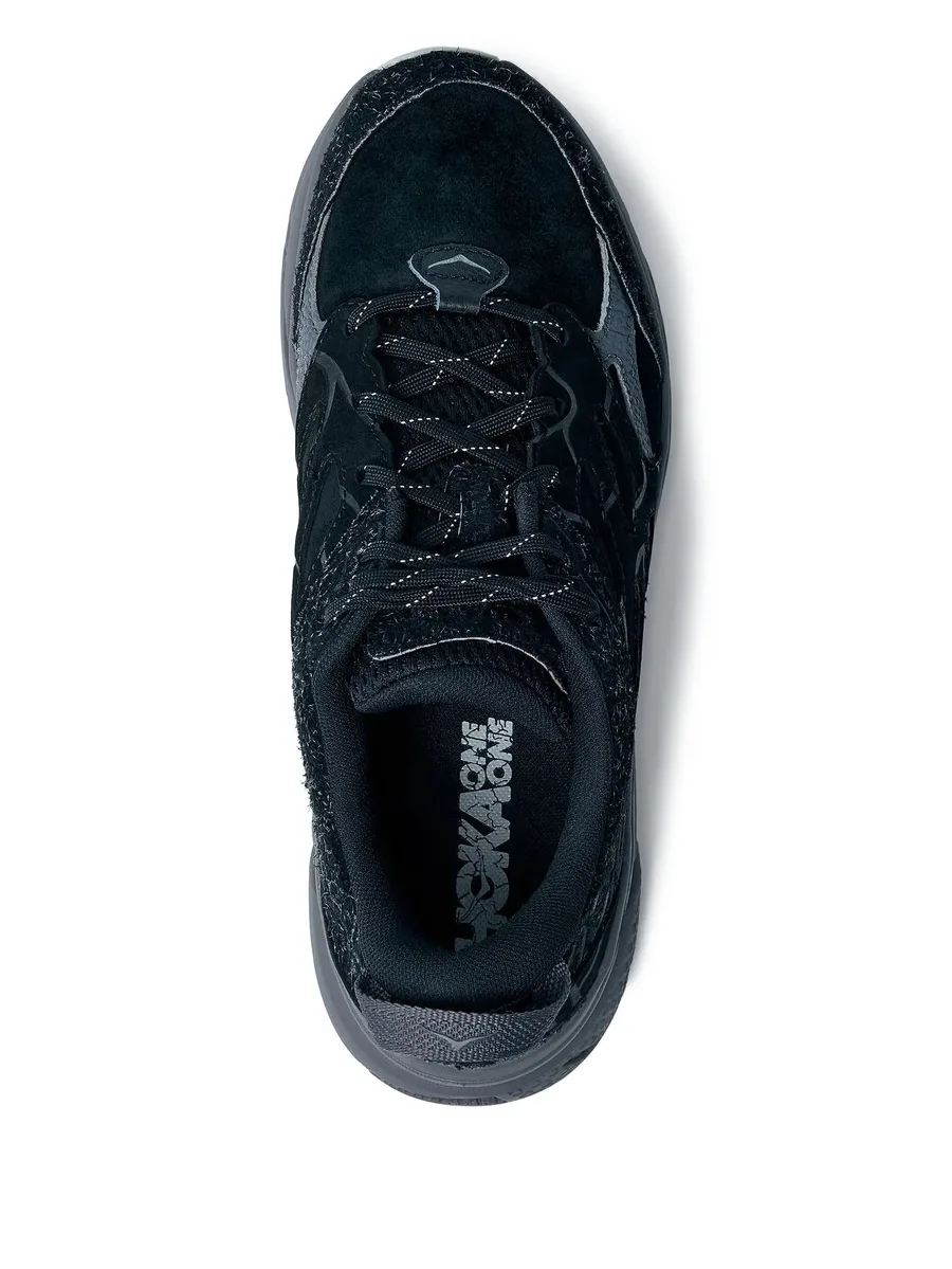 low-top sneakers 7