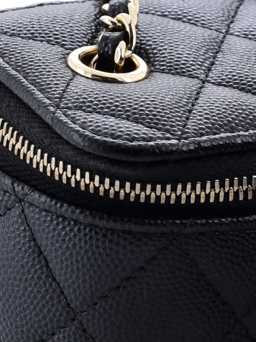 мини-сумка Classic Vanity Case with Chain Quilted Caviar Mini 12