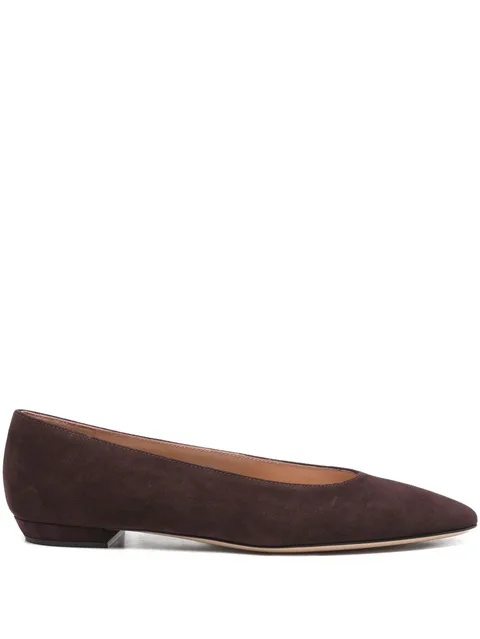 pointed-toe ballet flats