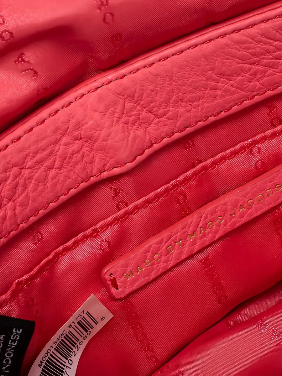 Pre-owned Too Hot to Handle shoulder bag 10